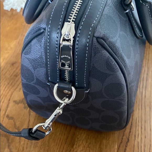 Coach Denim Blue Signature Handbag Rowan EUC/NWOT - Picture 3 of 10